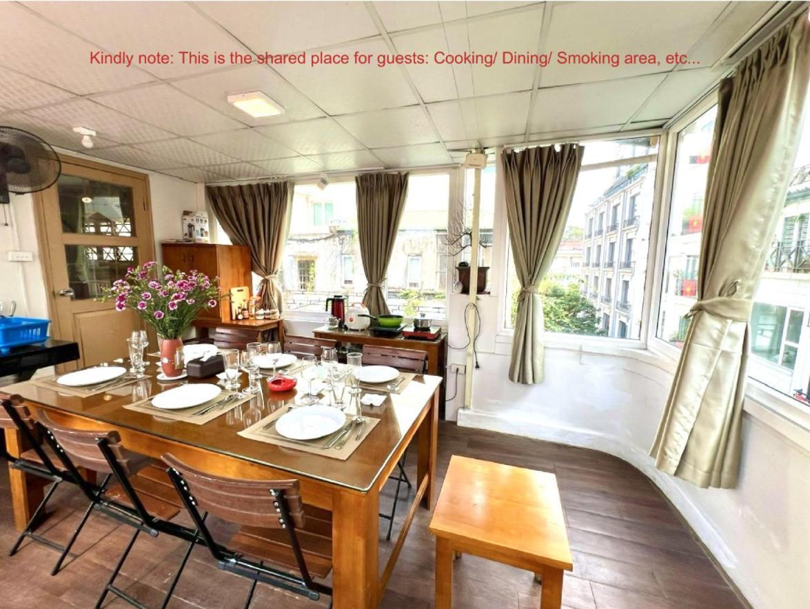 Nice Room Located Right Next To The Old Quarter Can Phong Nhieu Anh Sang Tai Ngay Gan Pho Di Bo Ho Guom 하노이 외부 사진